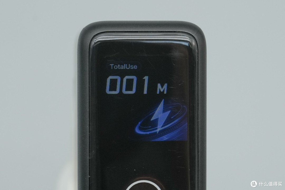 拆解报告:泓富电子140W 3C1A智能屏显氮化镓充电器