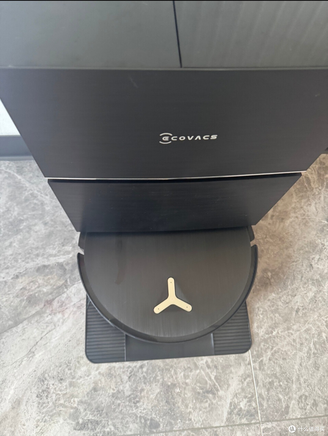 科沃斯X11水箱版：科技助力家务减负