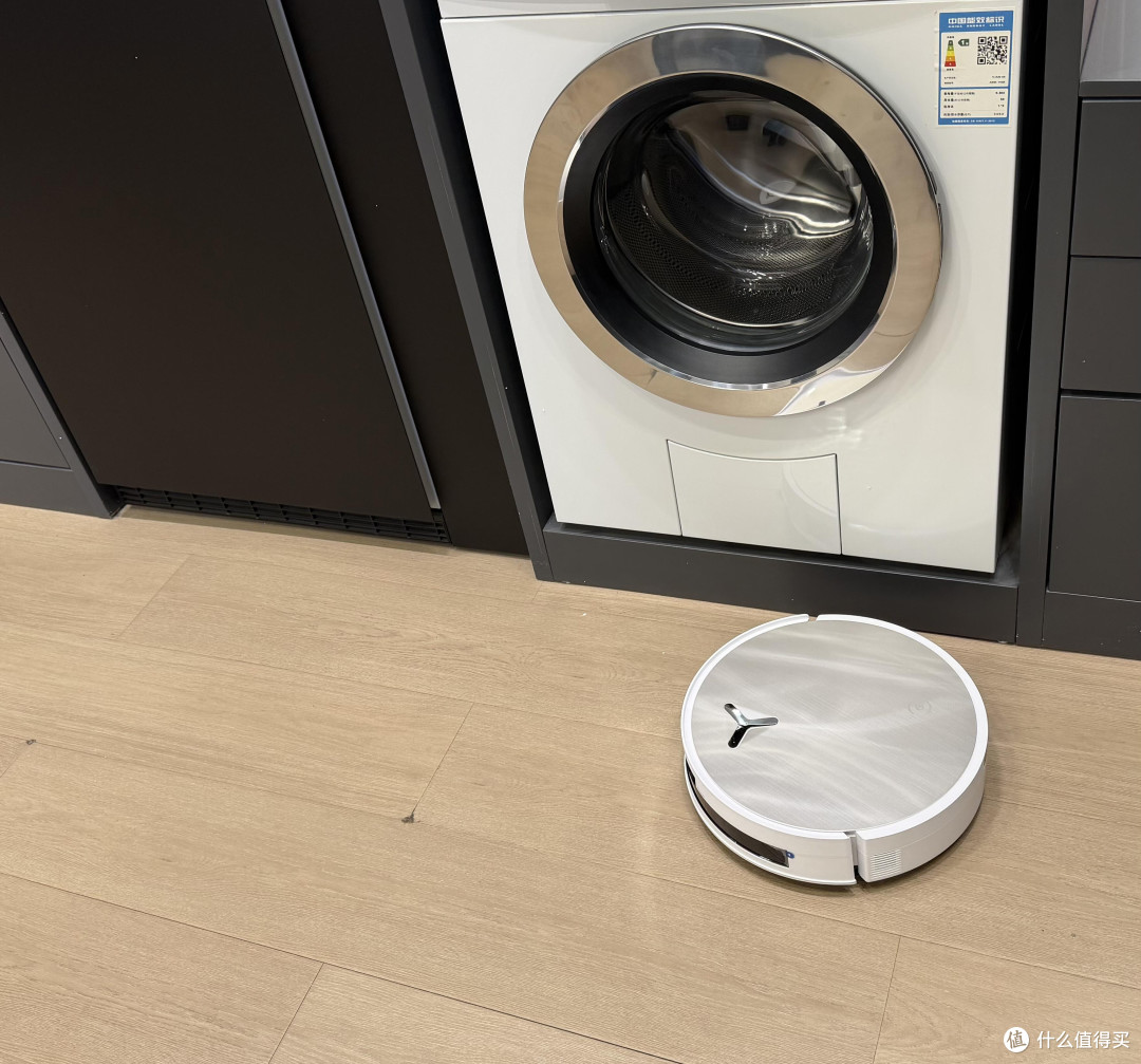 科沃斯X12 PRO:解放家务的全能扫拖机