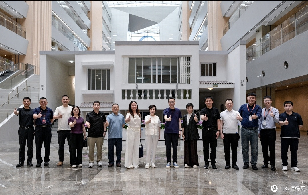 全网热议!仰望车队集结阿里两大科技巨头会晤