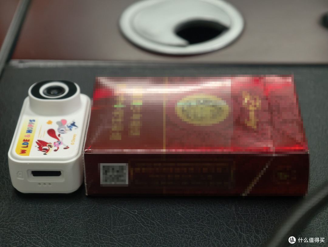 百元联名拇指相机有点神