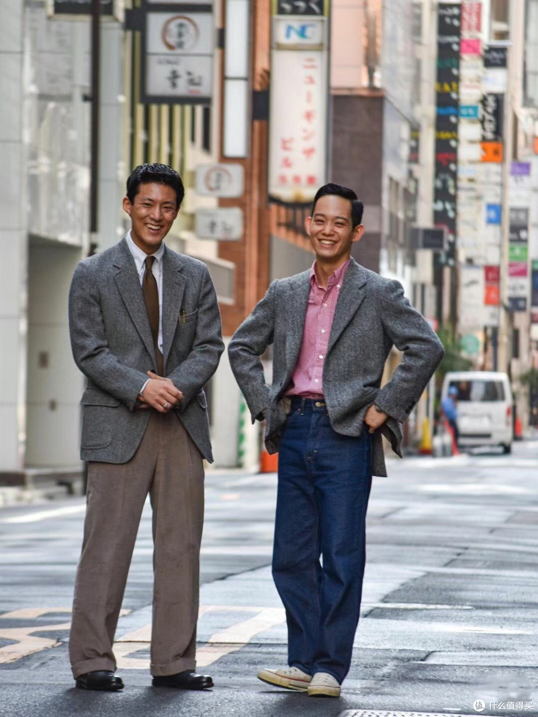 等到了中年学日本男人的打扮:衣不花、裤穿宽、发不乱,绅士有型
