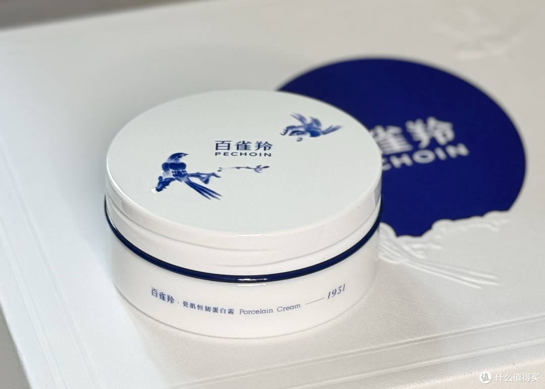 肌肤泛红不稳怎么养?修护霜维稳护肤干货科普