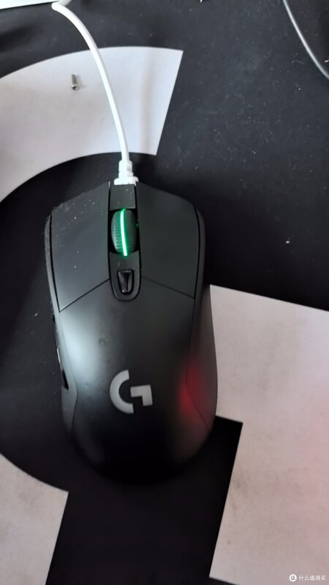 罗技G703，稳到离谱的无线鼠
