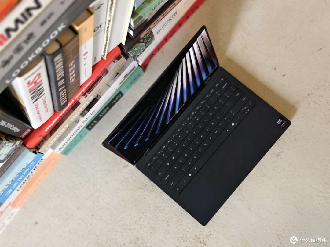 Dell XPS 14笔记本评测：实用与颜值新巅峰，Panther Lake很带劲