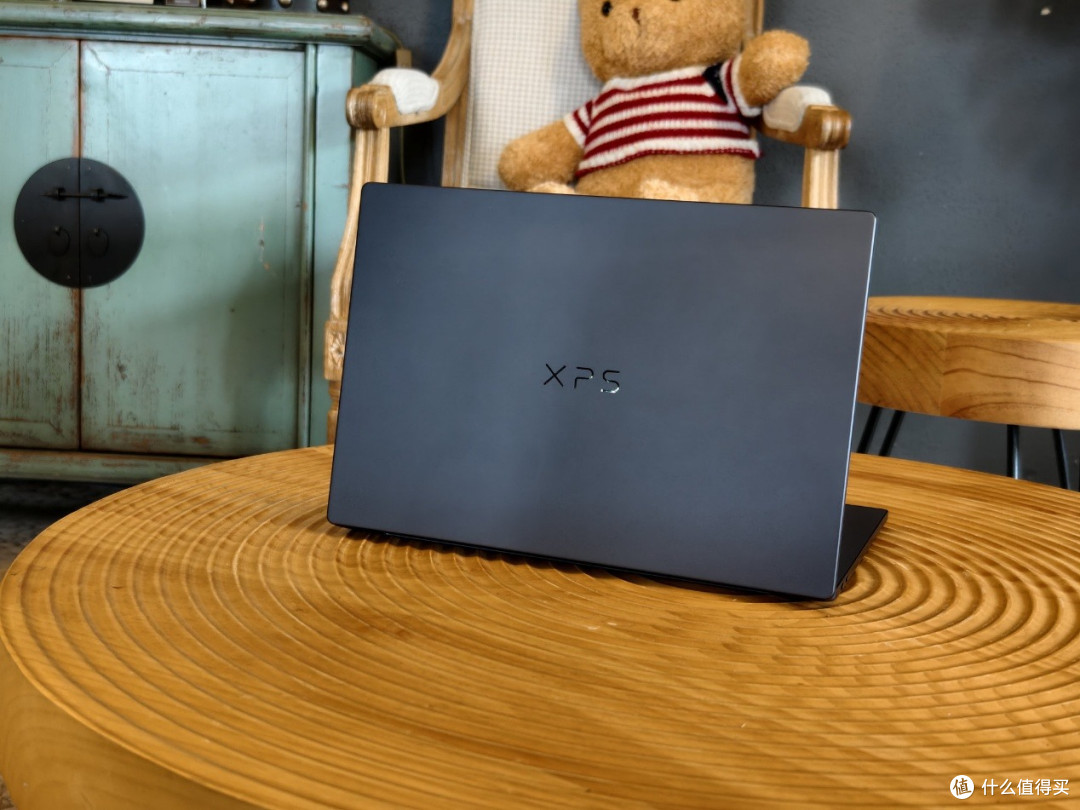 Dell XPS 14笔记本评测：实用与颜值新巅峰，Panther Lake很带劲