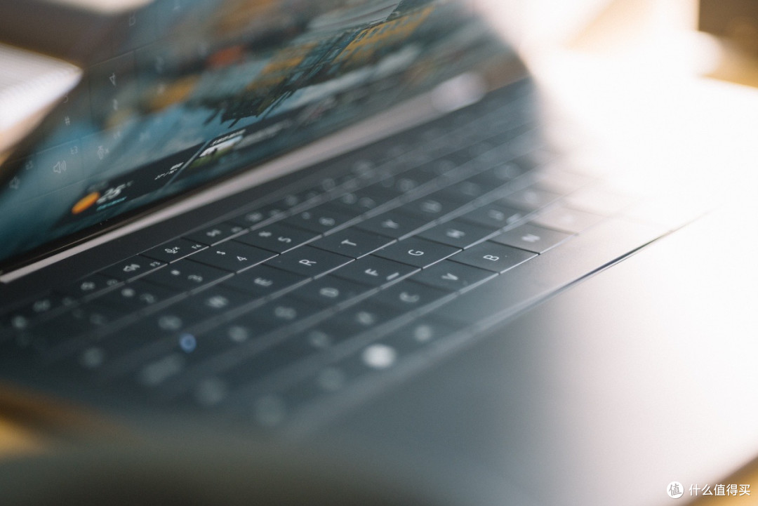 Dell XPS 14笔记本评测：实用与颜值新巅峰，Panther Lake很带劲