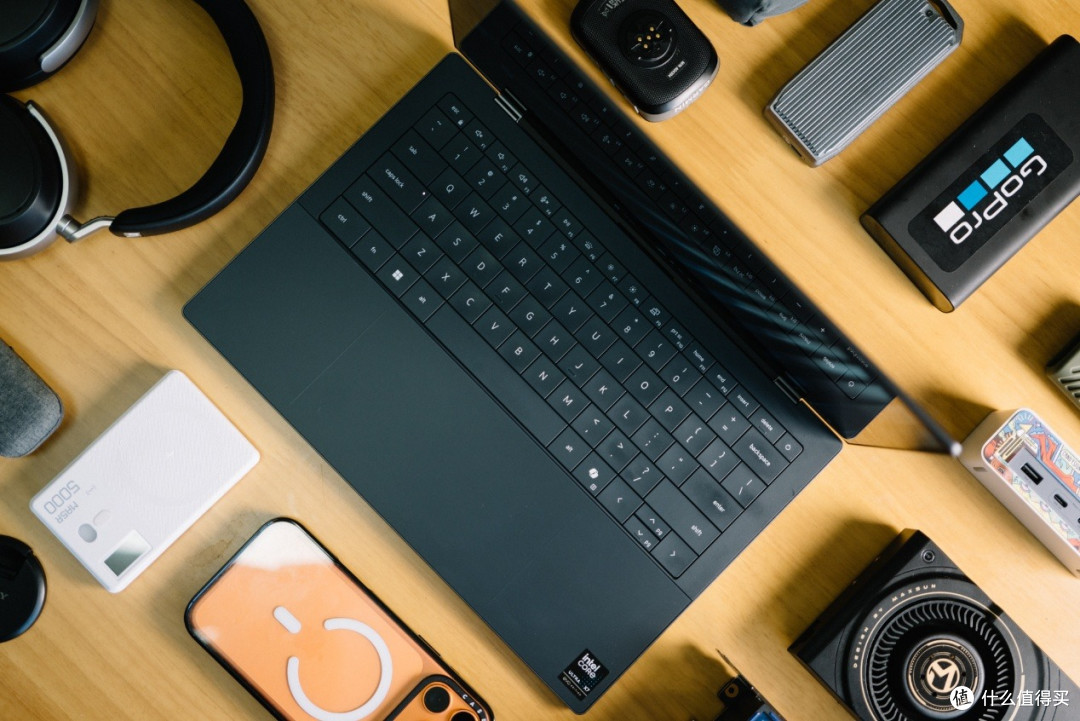 Dell XPS 14笔记本评测：实用与颜值新巅峰，Panther Lake很带劲