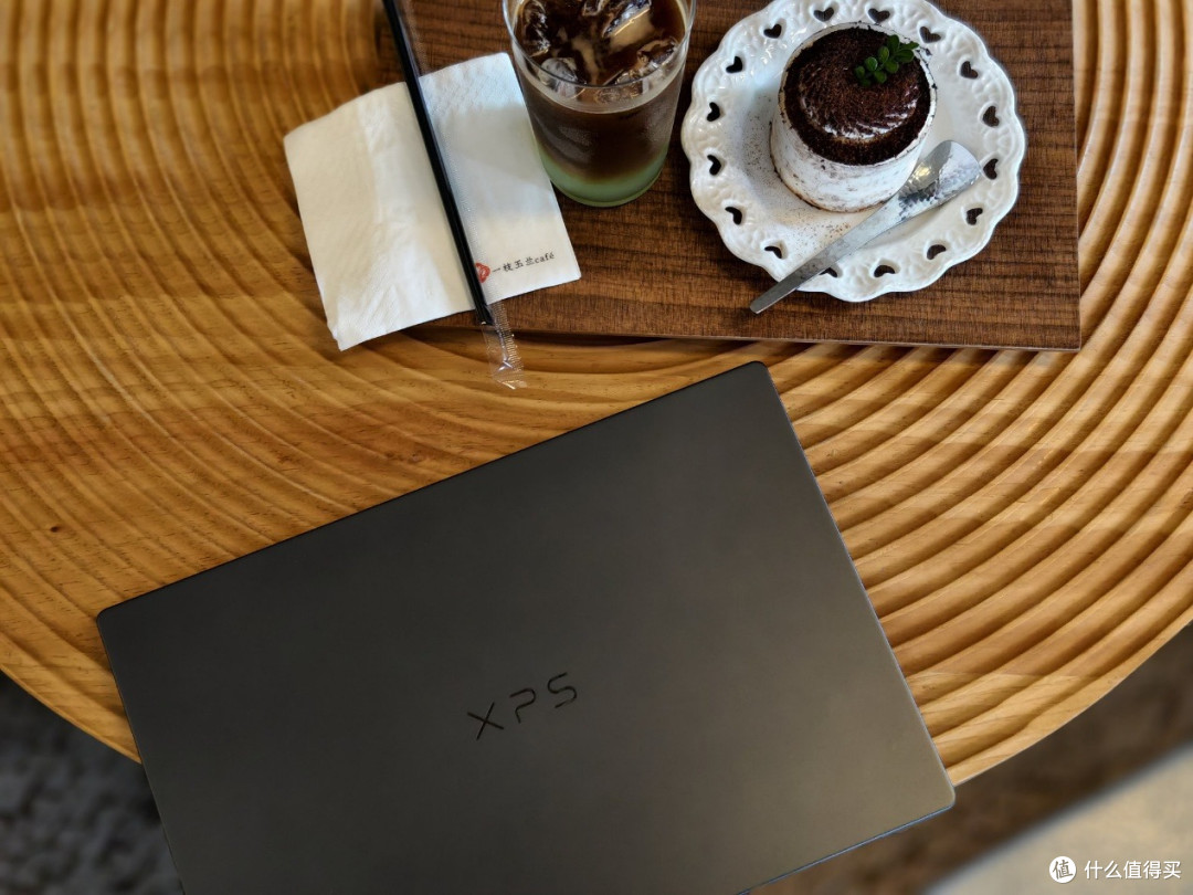 Dell XPS 14笔记本评测：实用与颜值新巅峰，Panther Lake很带劲