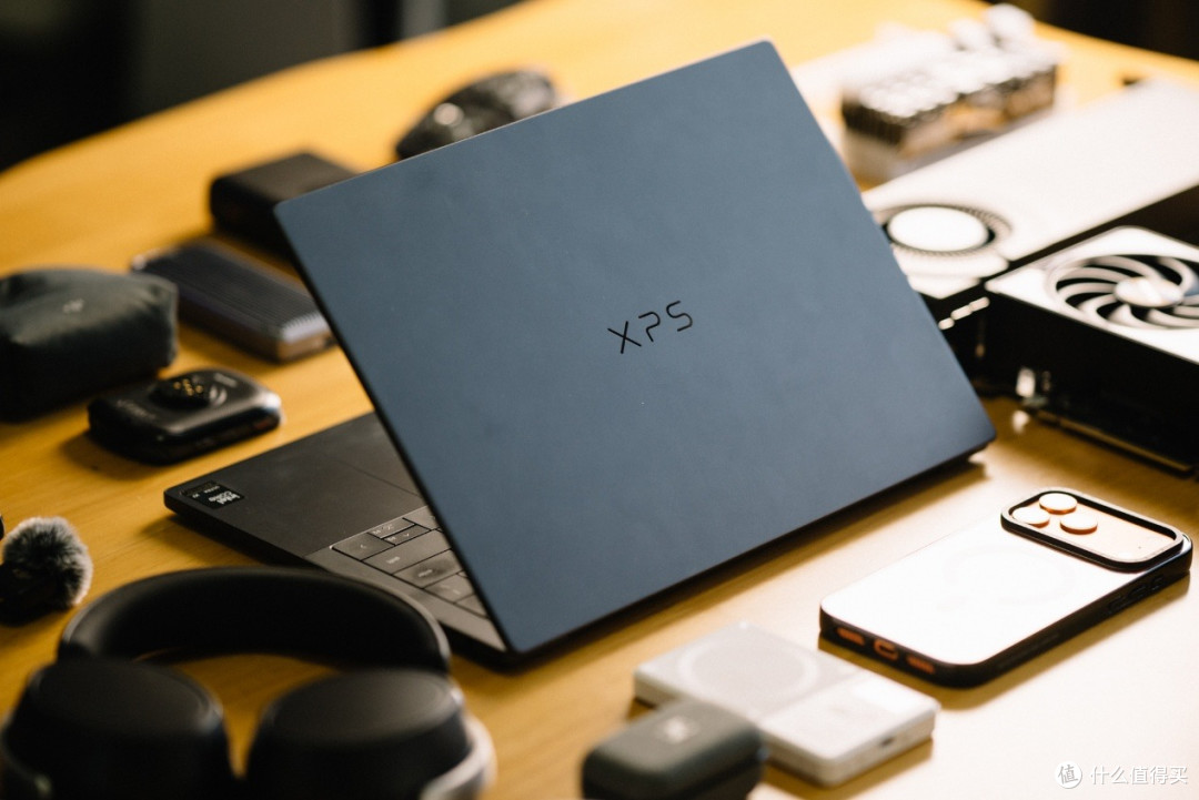 Dell XPS 14笔记本评测：实用与颜值新巅峰，Panther Lake很带劲