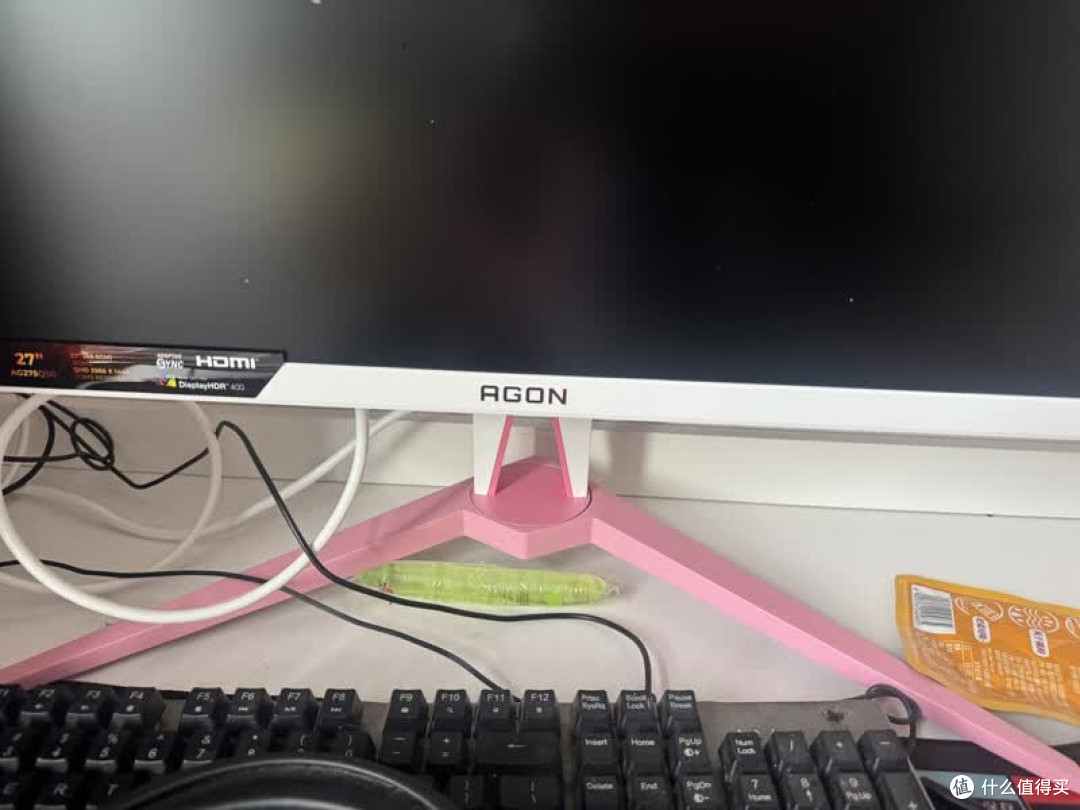 AOC AGON 27寸电竞屏:颜值与性能兼备?