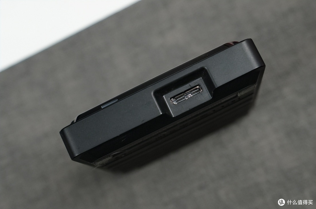 移动硬盘选购:WD_BLACK™ P10与G-DRIVE™ ArmorATD™分享