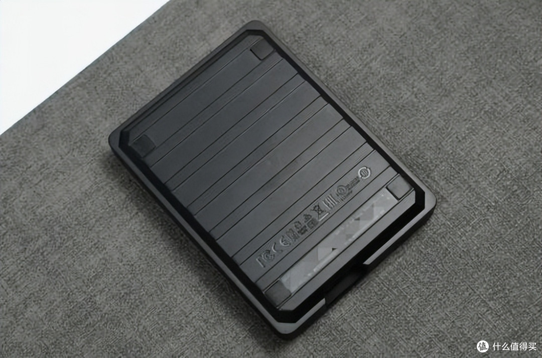 移动硬盘选购:WD_BLACK™ P10与G-DRIVE™ ArmorATD™分享