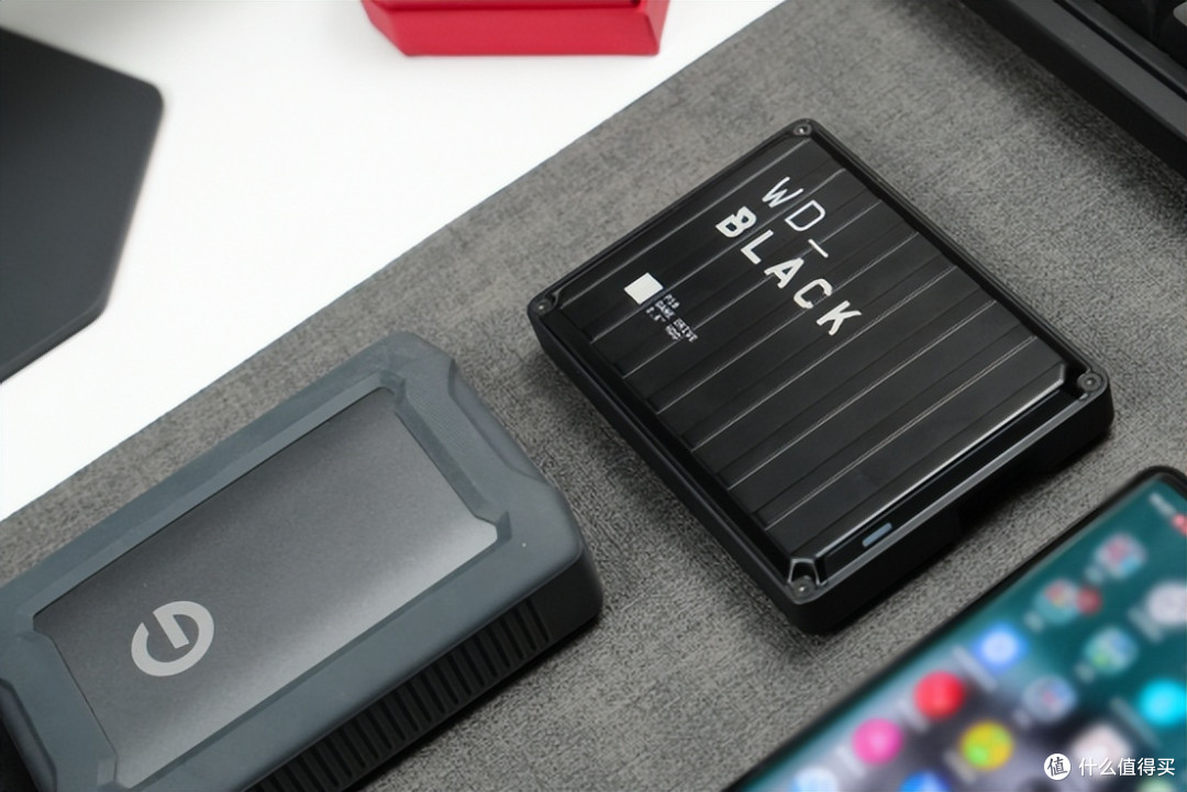 移动硬盘选购:WD_BLACK™ P10与G-DRIVE™ ArmorATD™分享