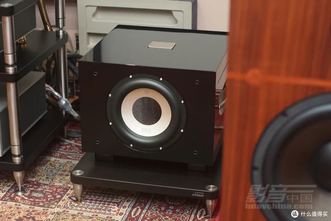REL S/550 有源超低音音箱:直击低频下限,呈现完整声音画面