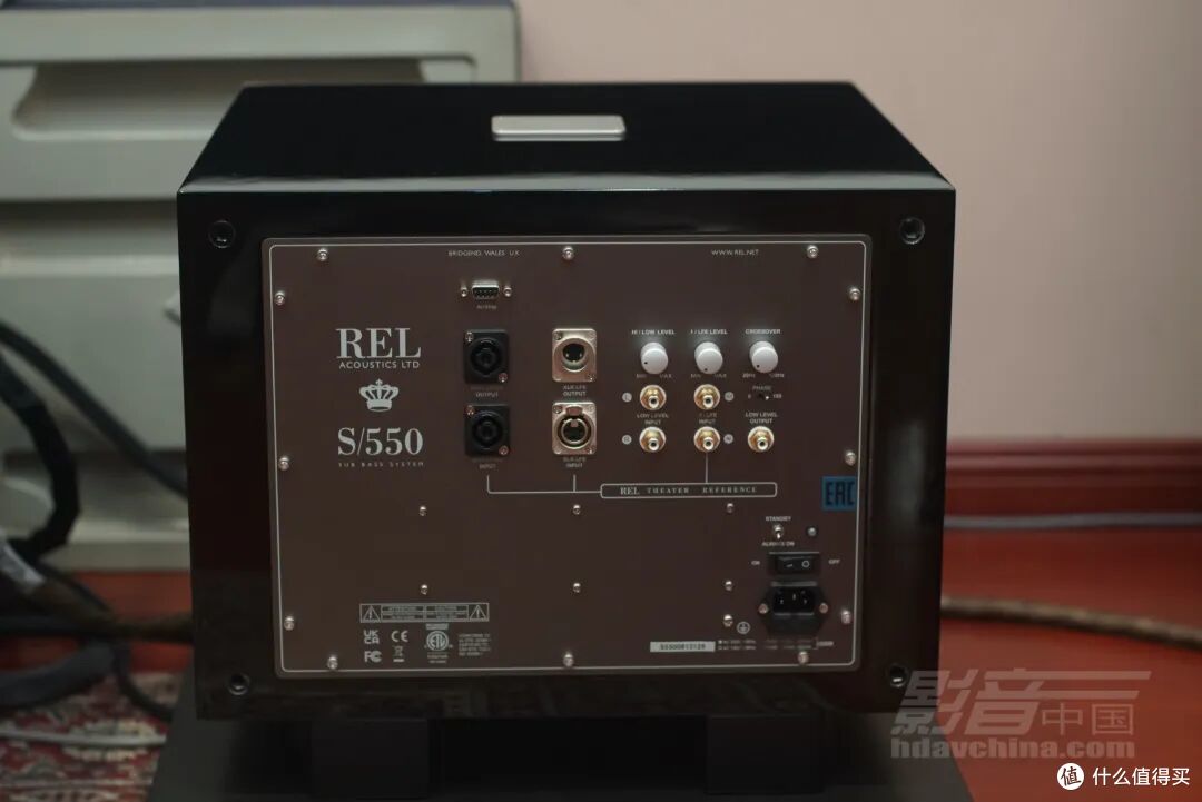 REL S/550 有源超低音音箱:直击低频下限,呈现完整声音画面