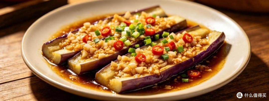 炒茄子总吸油发黑，记住这两点，比饭店做的还好吃
