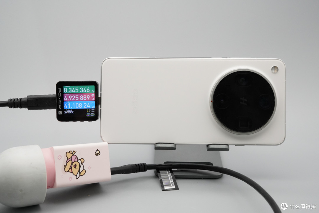 20Gbps+240W快充,三星显示器配机线评测