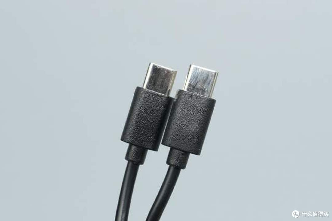 告别出门带线烦恼，inno3C磁吸移动电源究竟值不值得买？
