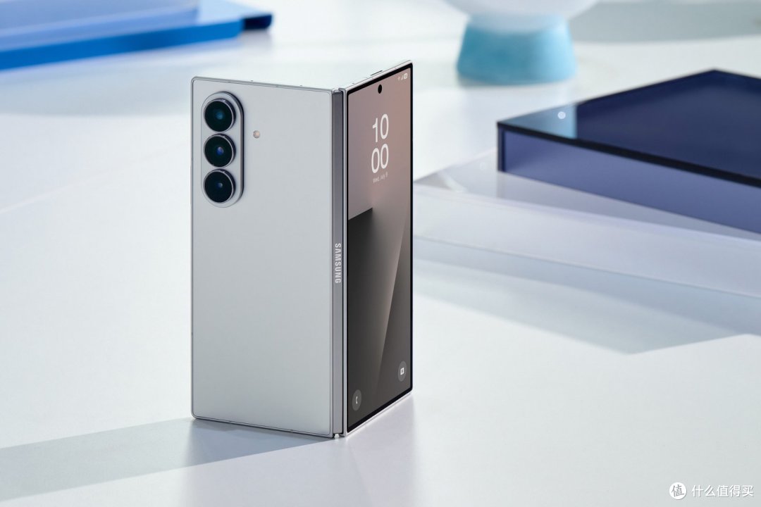 618折叠手机选哪款?我会选一台真正能融入日常的Galaxy Z Fold7
