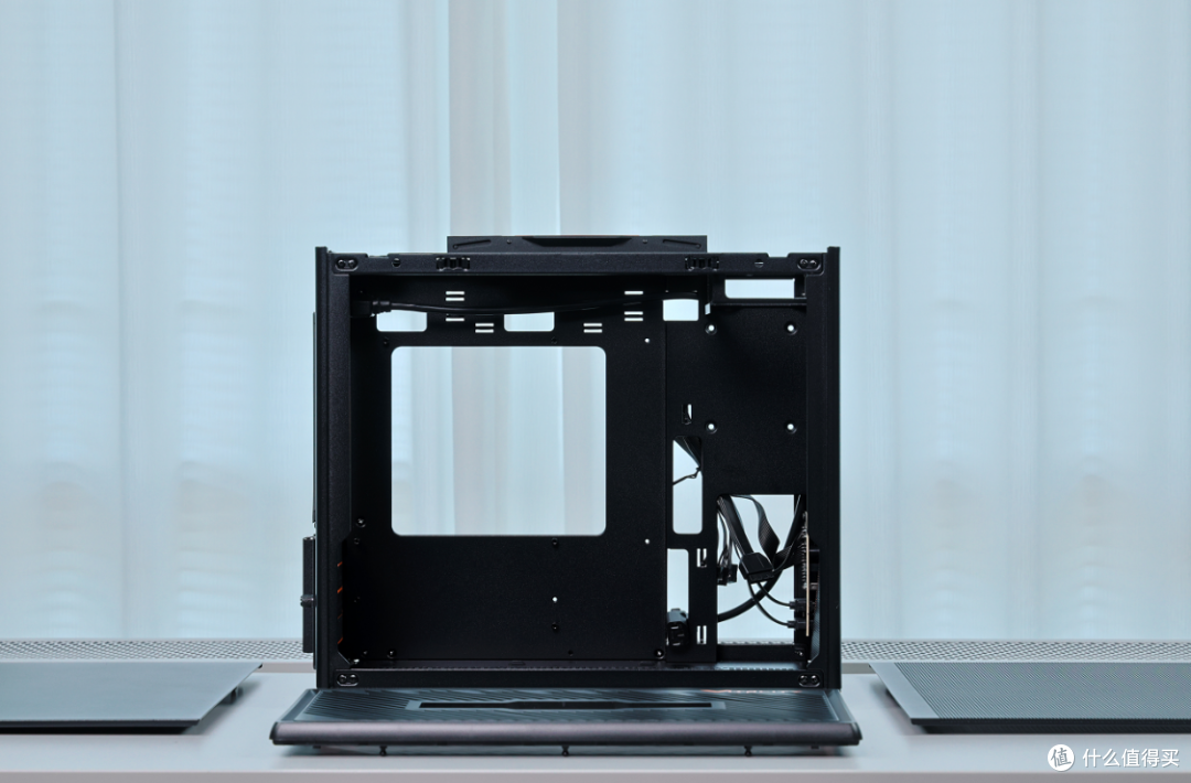 帮朋友攒一台1.7W的桌面主机:98X3D+5080+P80 Mesh防毛大师机箱