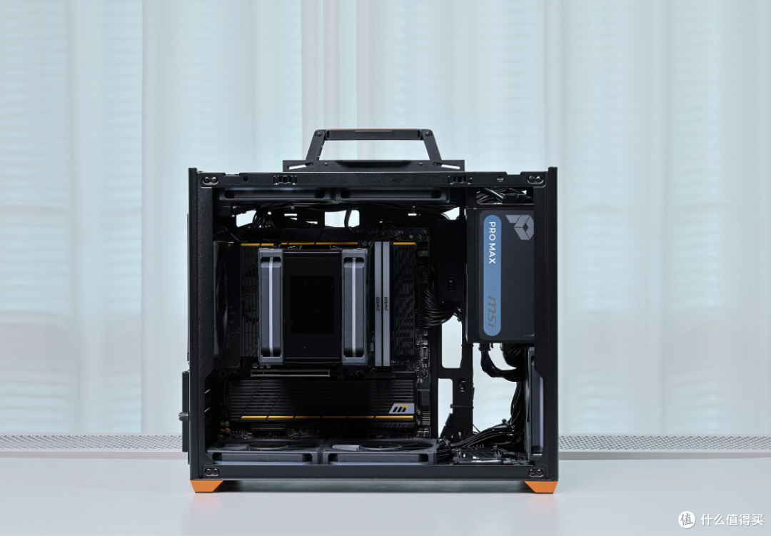 帮朋友攒一台1.7W的桌面主机:98X3D+5080+P80 Mesh防毛大师机箱