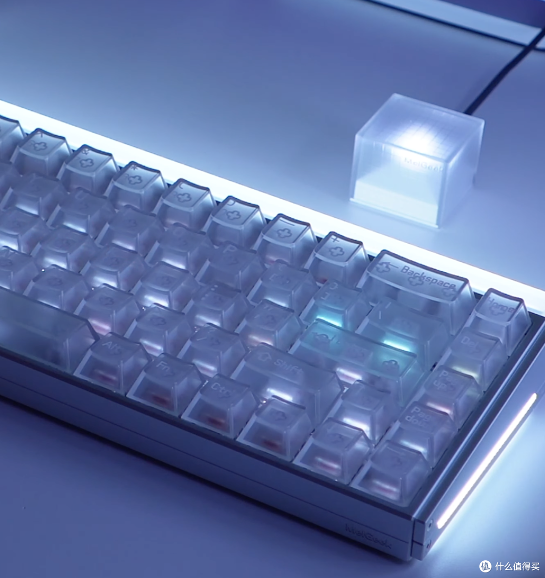 618键盘决赛圈,为什么把MelGeek V2留在了桌上?说说真实体验