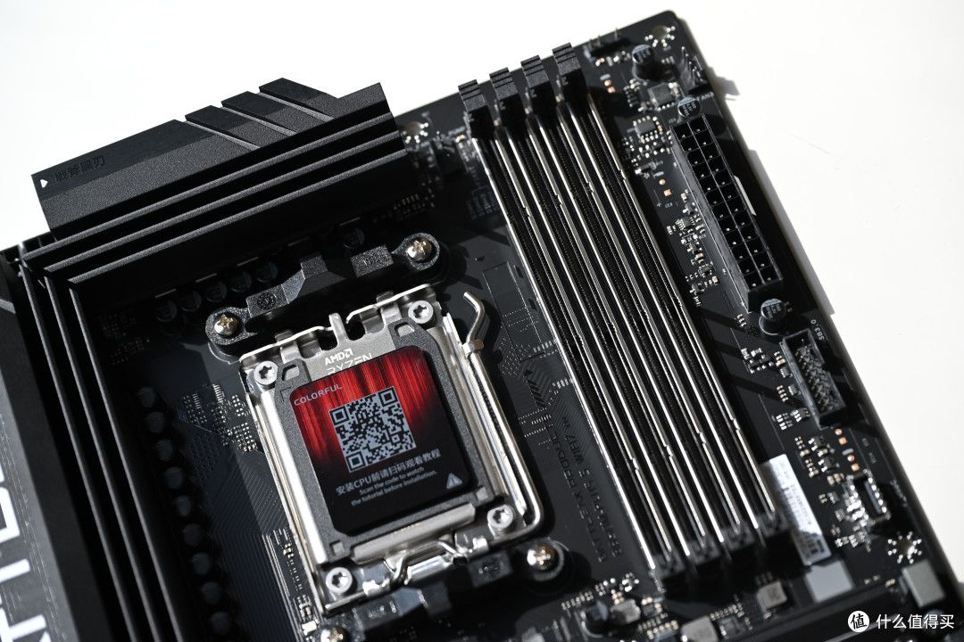12+2+1相供电、WiFi 7、PCIe 5.0全给齐,七彩虹BATTLE-AX B850M-PLUS主板开箱