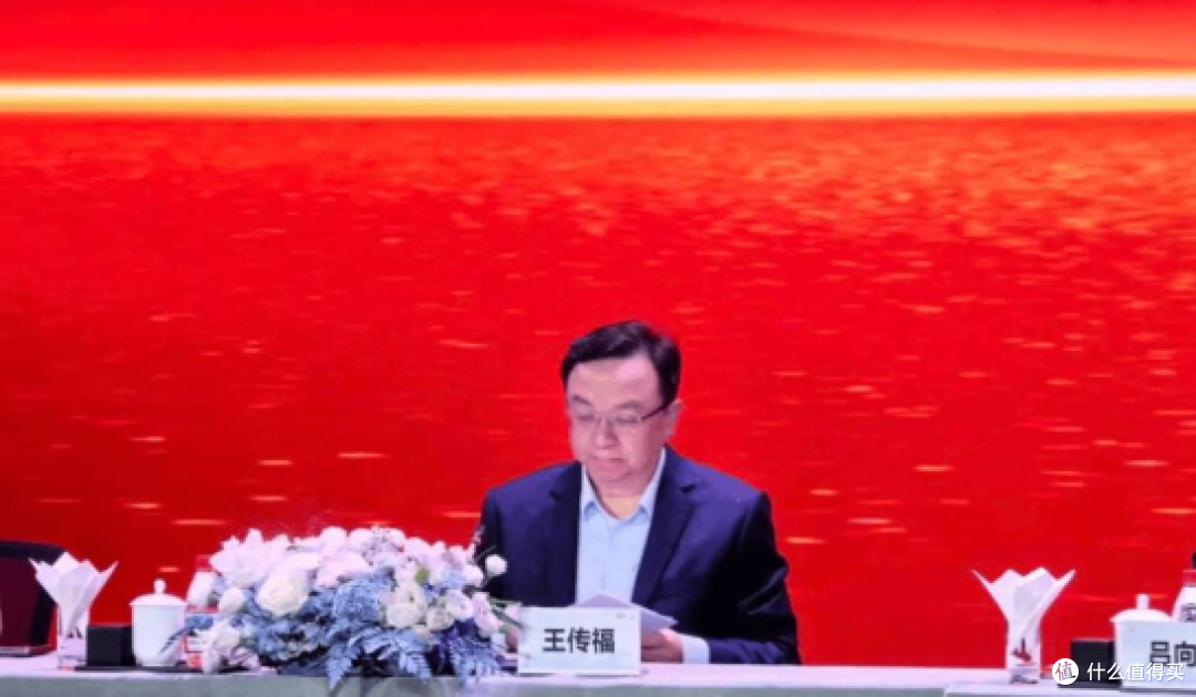 老外狂抢进口车比亚迪,王传福号称五年要做到全球第一!