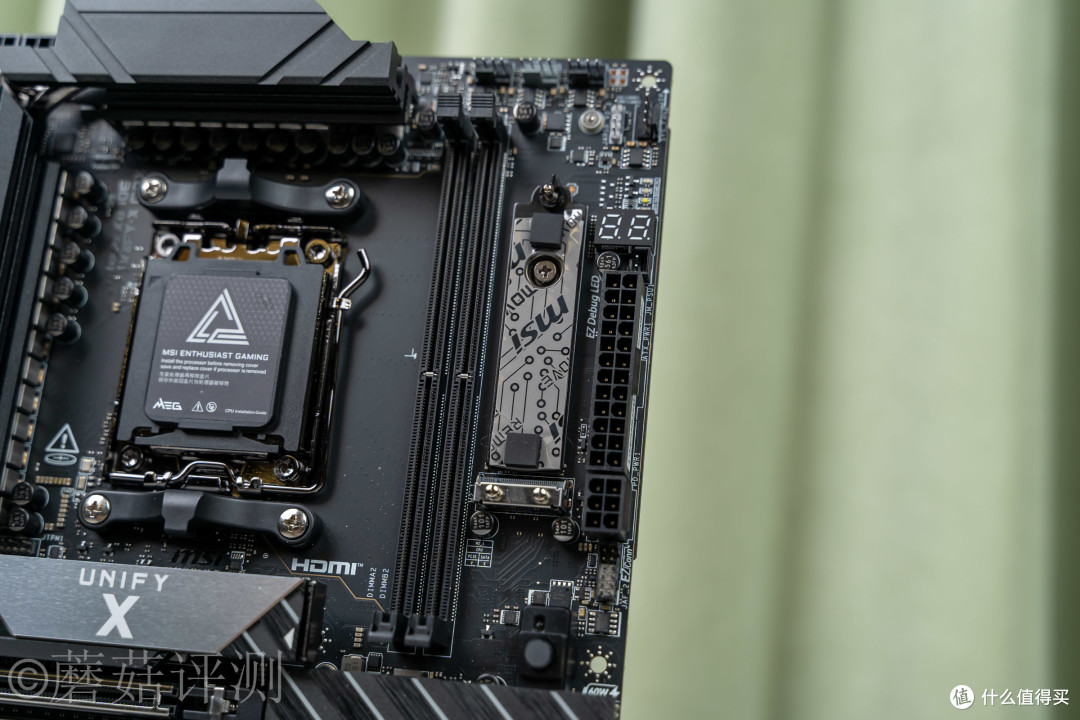 X870E主板中的满级大佬，微星MEG X870E UNIFY-X MAX主板拆解评测