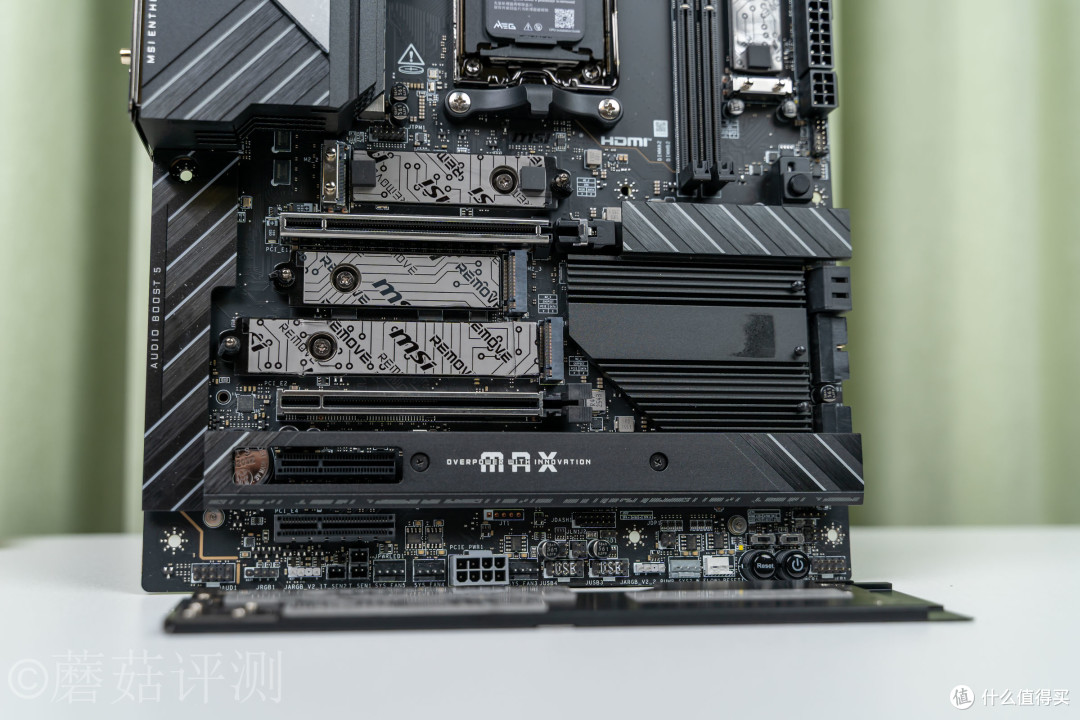 X870E主板中的满级大佬，微星MEG X870E UNIFY-X MAX主板拆解评测