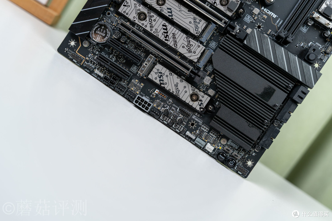 X870E主板中的满级大佬，微星MEG X870E UNIFY-X MAX主板拆解评测