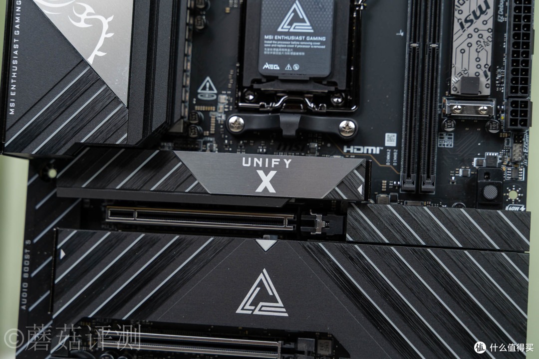 X870E主板中的满级大佬，微星MEG X870E UNIFY-X MAX主板拆解评测