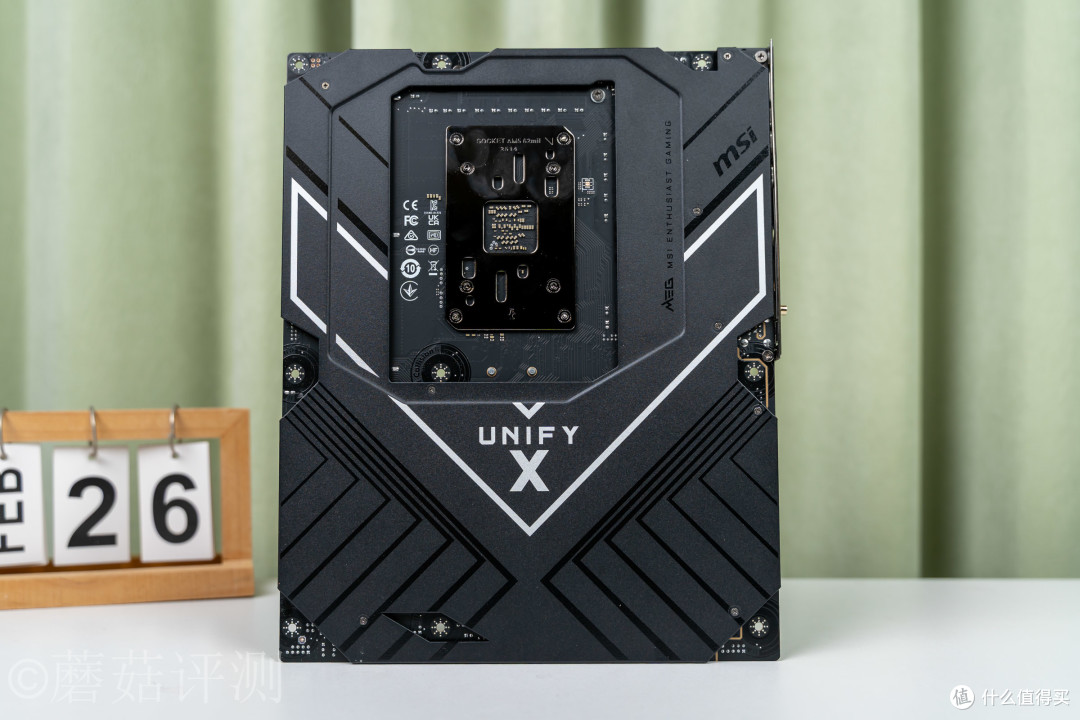 X870E主板中的满级大佬，微星MEG X870E UNIFY-X MAX主板拆解评测