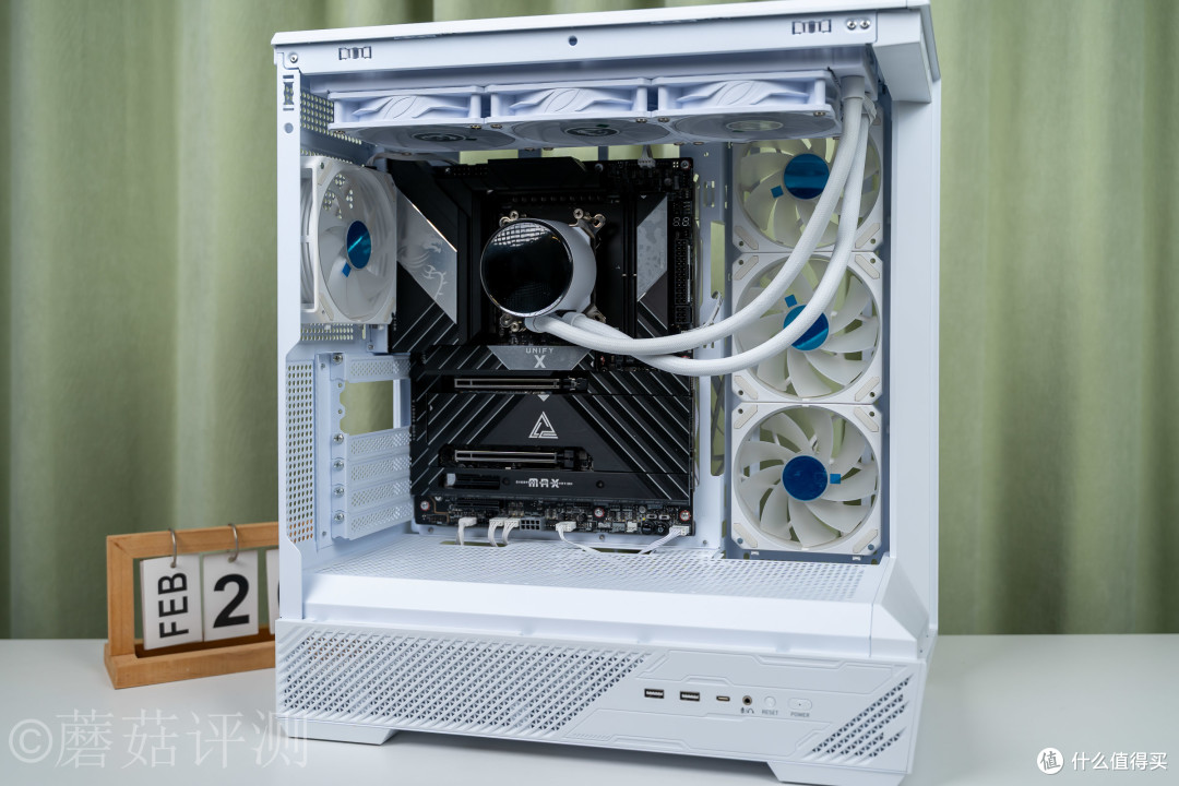 X870E主板中的满级大佬，微星MEG X870E UNIFY-X MAX主板拆解评测