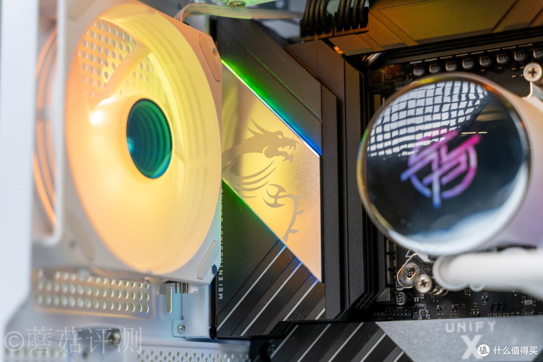 X870E主板中的满级大佬，微星MEG X870E UNIFY-X MAX主板拆解评测