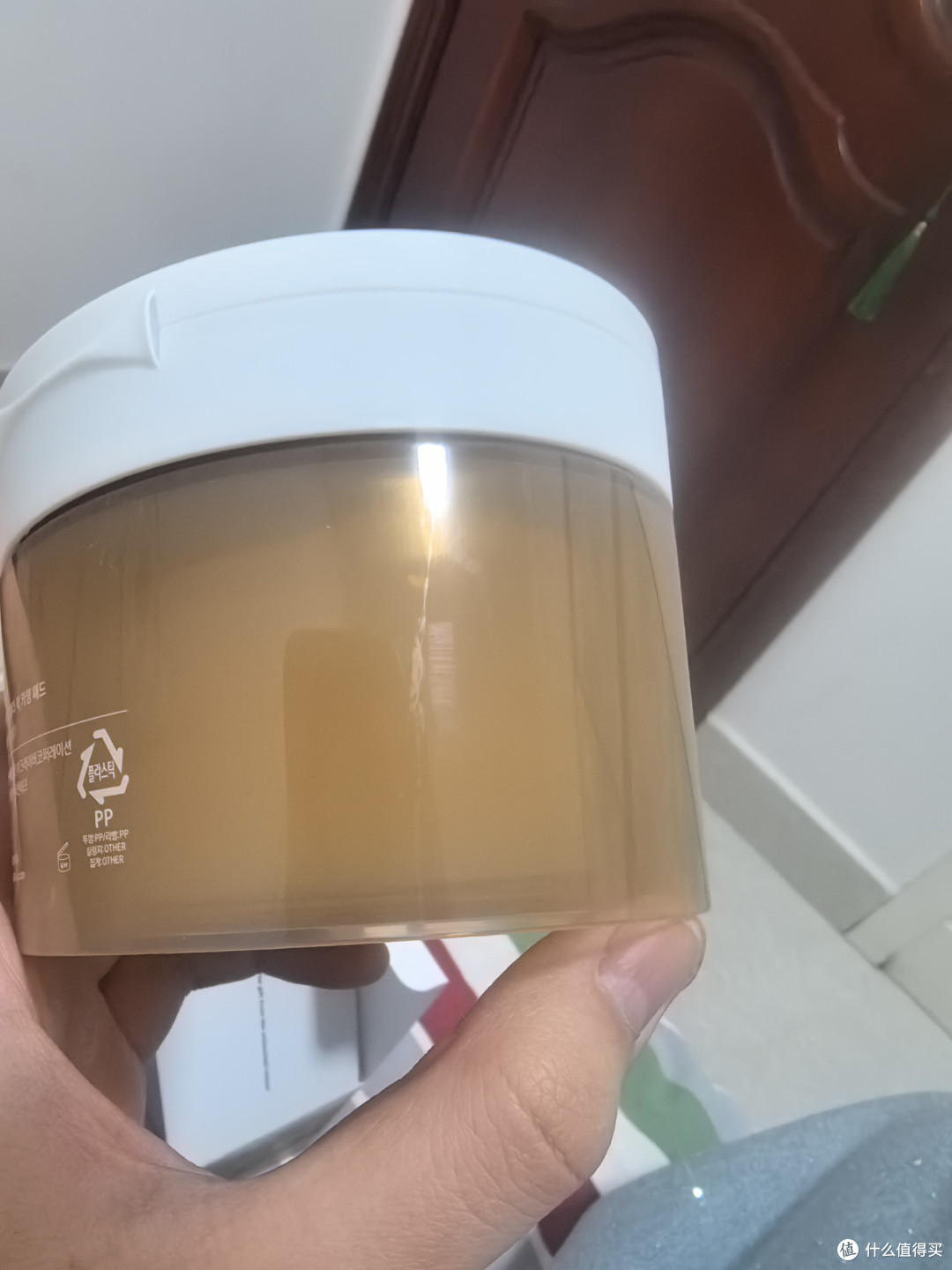 晨间轻盈唤醒，晚间深度修护