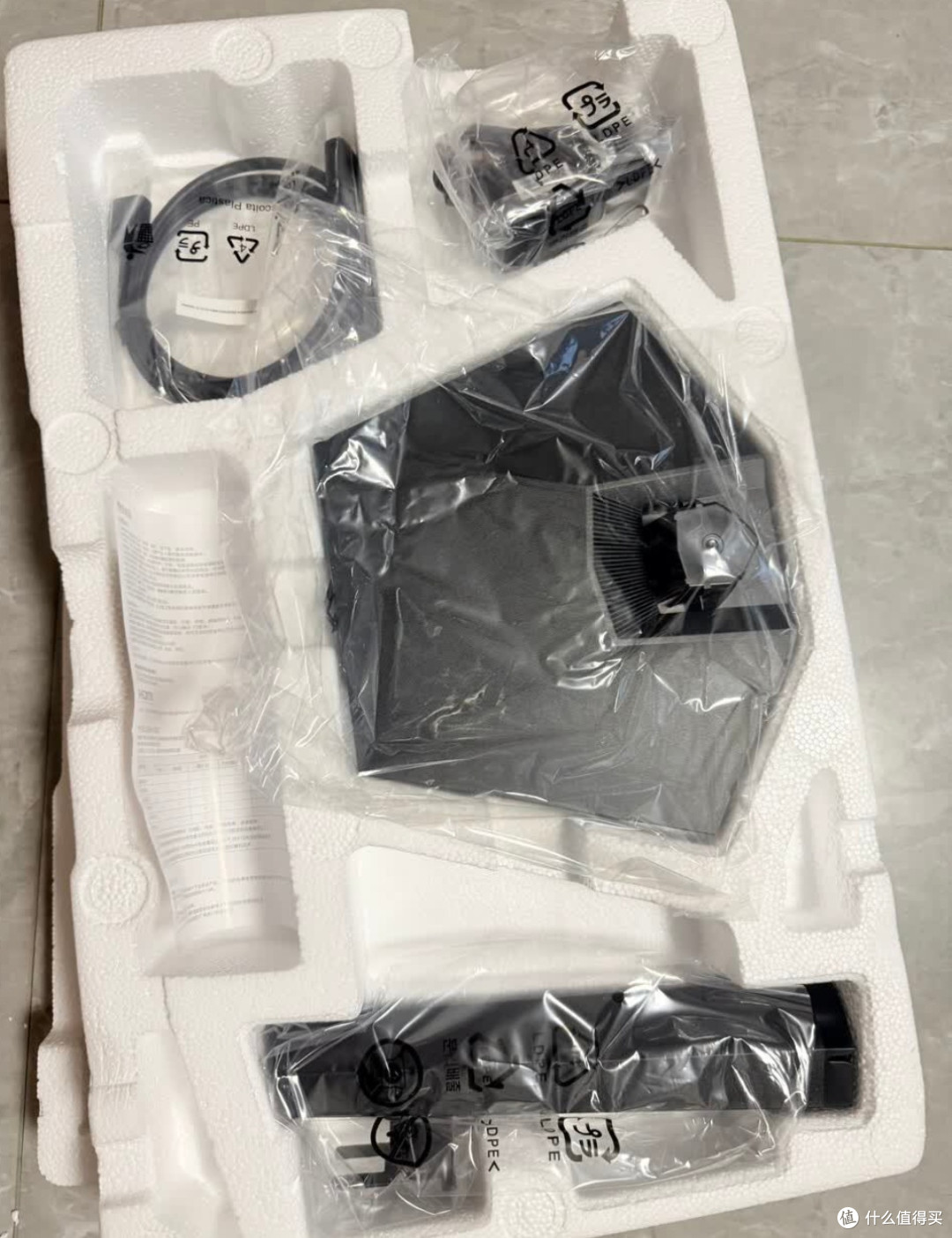 HKC电竞显示器推荐:G24H3S