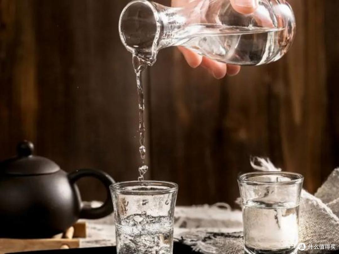 南北口粮酒大比拼,这10款50元以内纯粮白酒口感好,有你家乡的吗