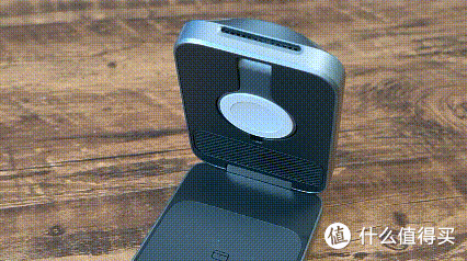 苹果全家桶用户冲!Anker Prime三折叠风冷无线充+磁吸充电宝分享