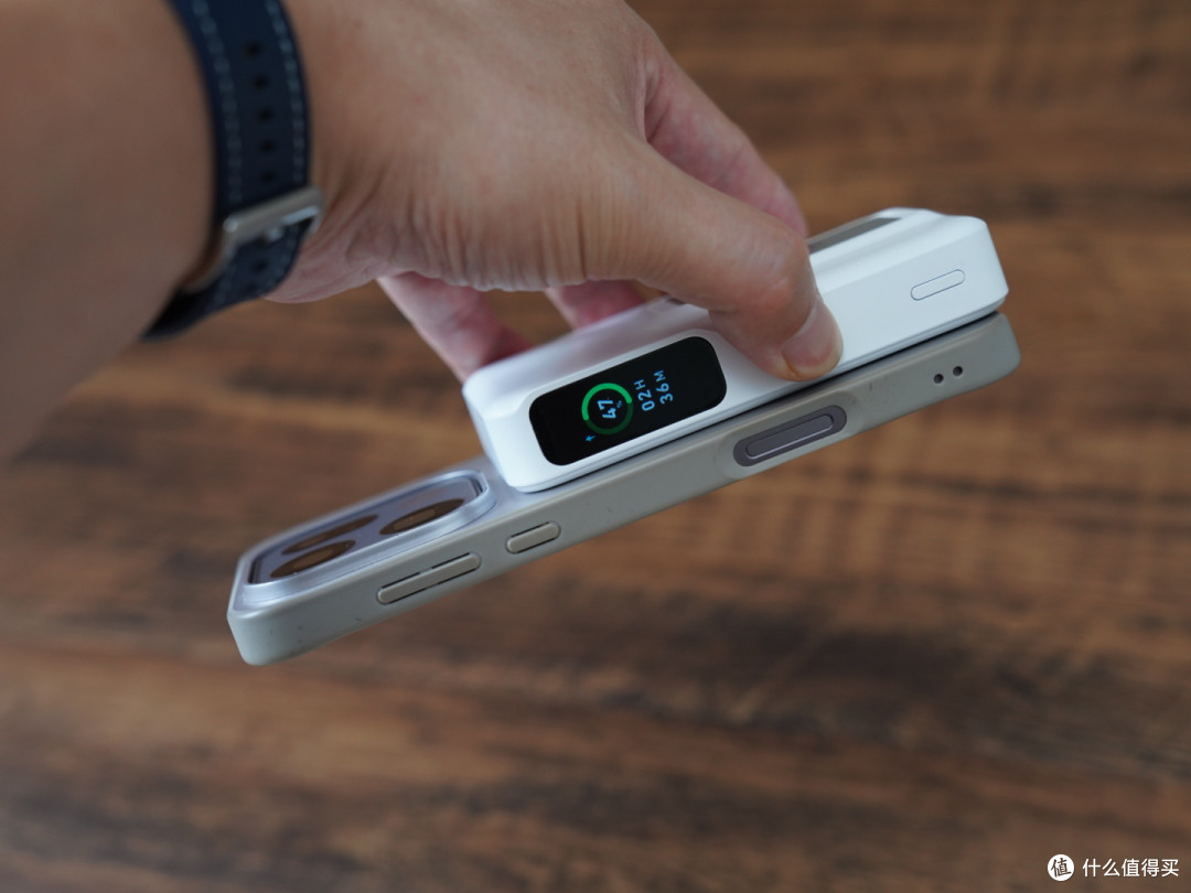 苹果全家桶用户冲!Anker Prime三折叠风冷无线充+磁吸充电宝分享
