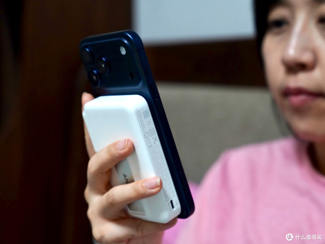 苹果全家桶用户冲!Anker Prime三折叠风冷无线充+磁吸充电宝分享