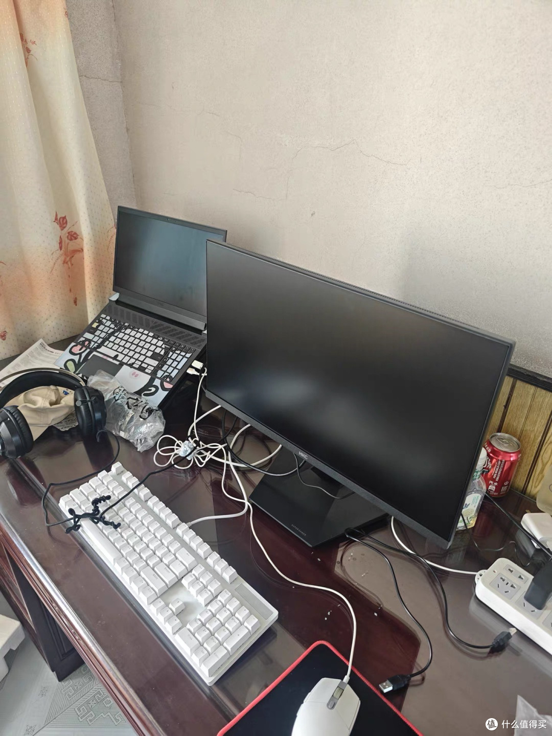 HCK24.5英寸显示器326UZD:色彩与对比度的新选