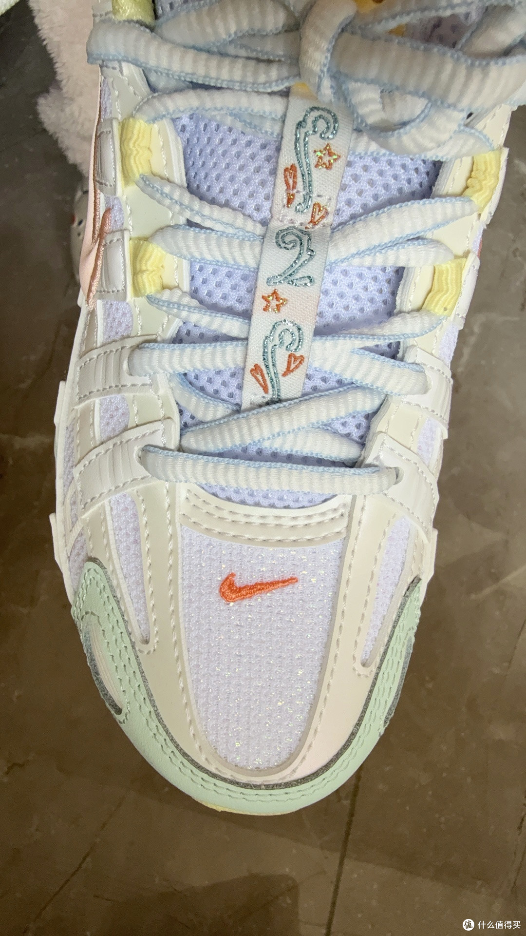 拿到这双Nike P-6000，我就爱上它了！上脚就脱不下来了。 