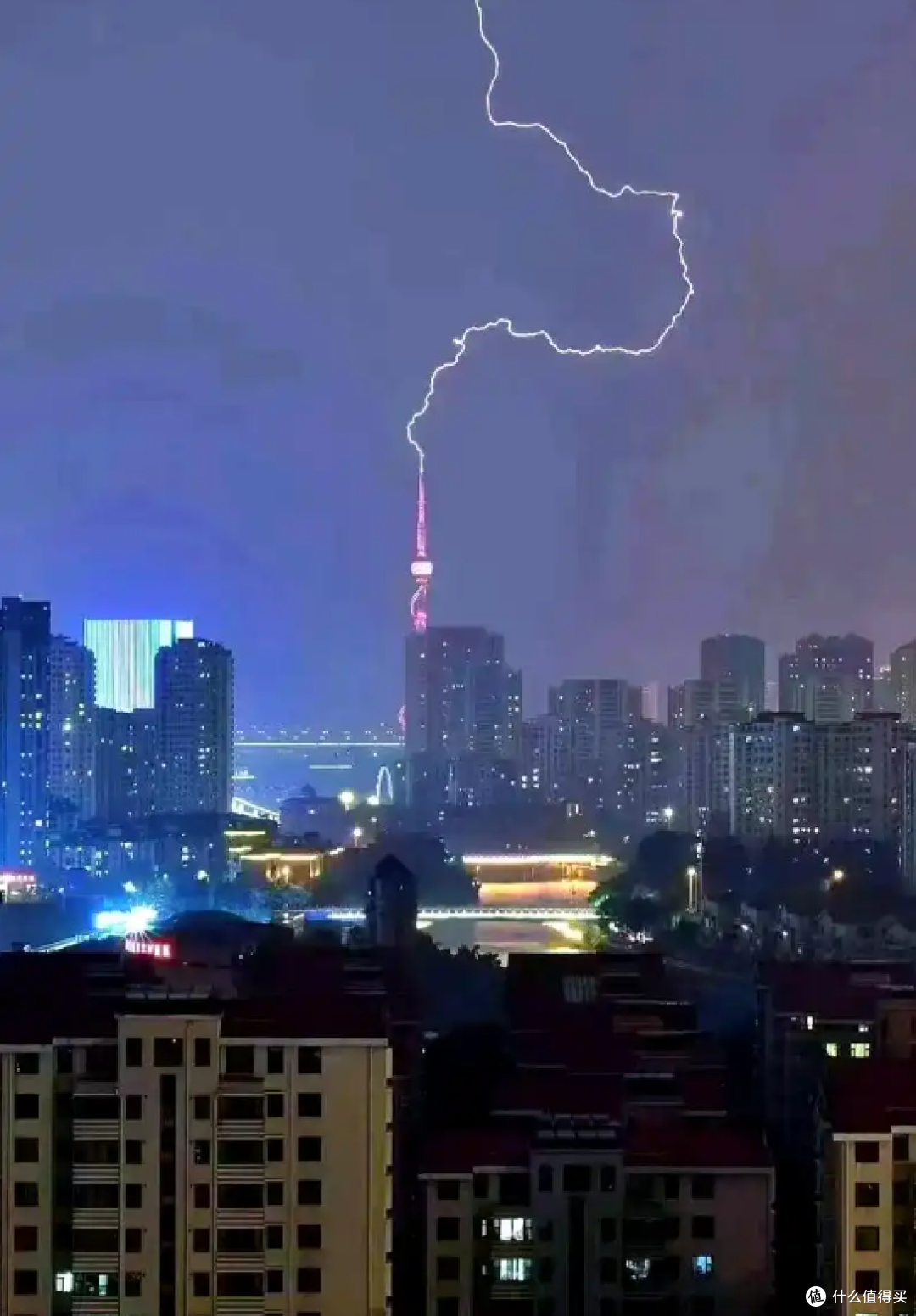 为什么,小时候打雷的时候,要拔掉电视插头,现在却不用?