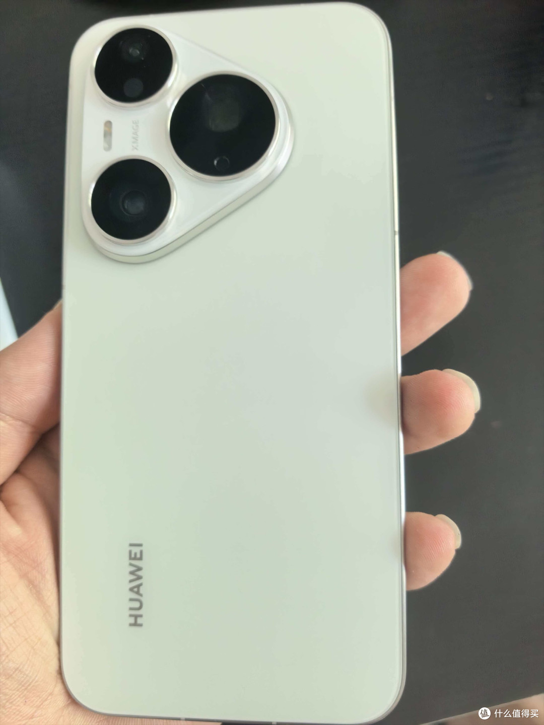 华为Pura 90 Pro:鸿蒙生态与影像新突破