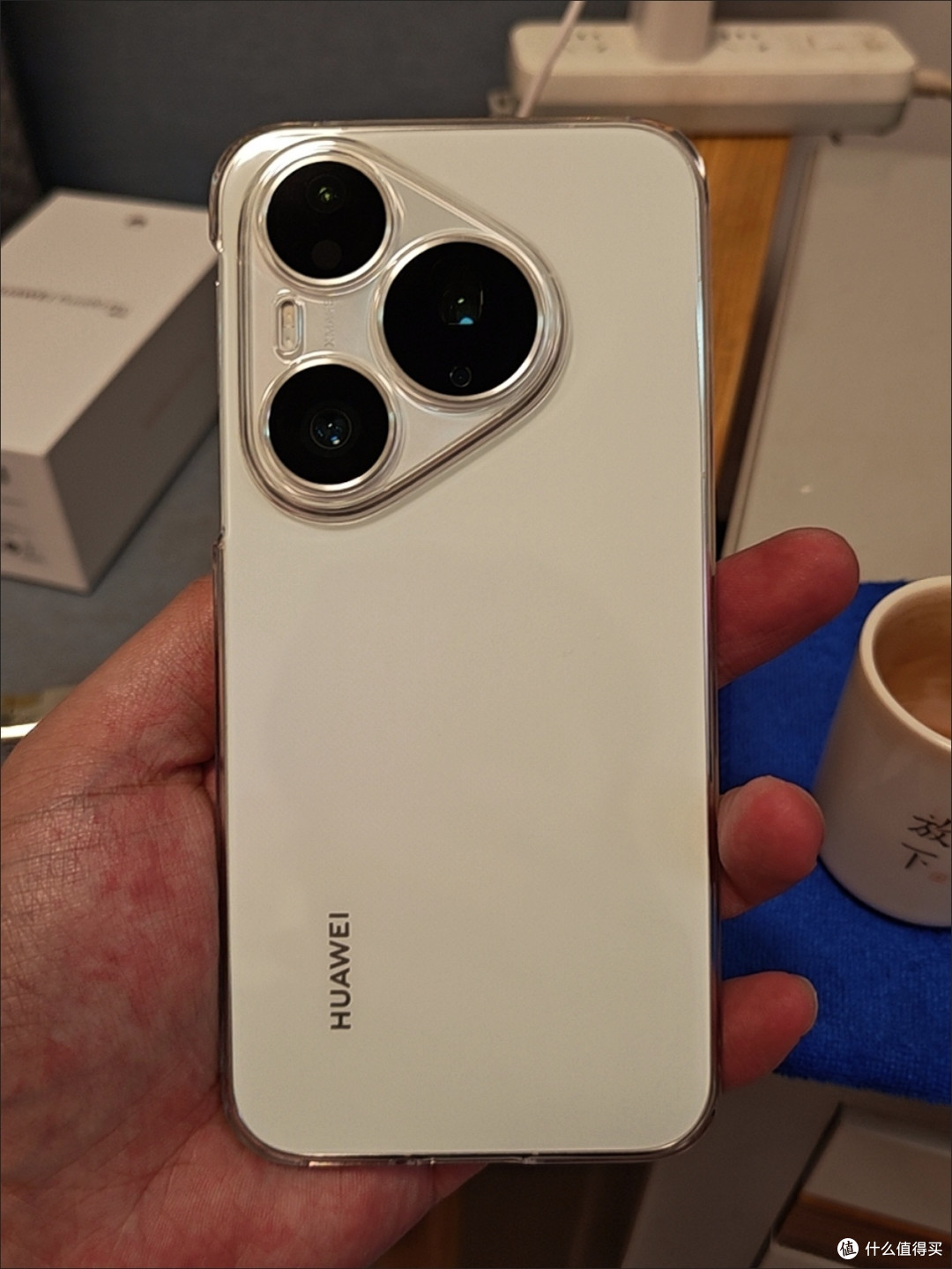 华为Pura 90 Pro:鸿蒙生态与影像新突破