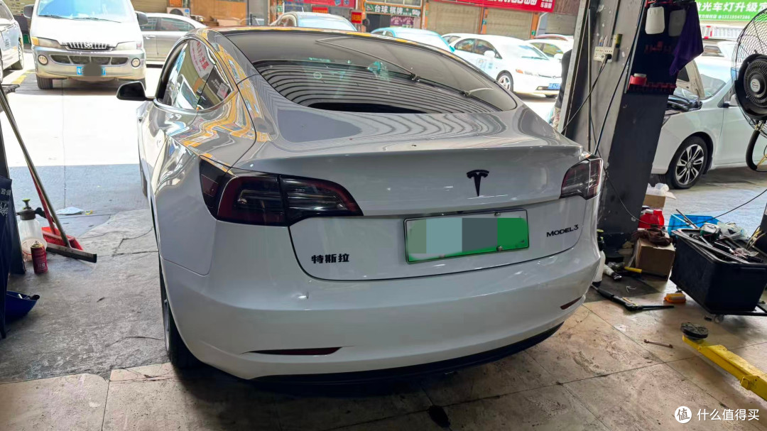 12.6万公里特斯拉Model 3空调罢工,压缩机拆解揭开故障真相!