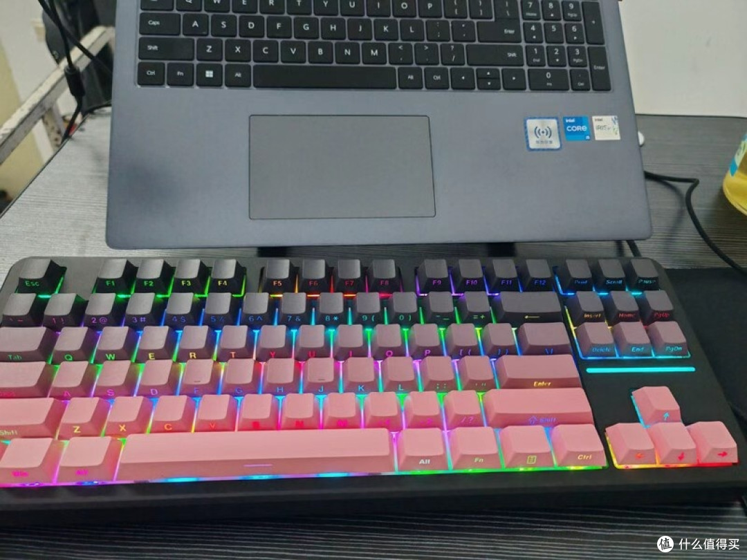 渐变键盘,办公游戏两不误?