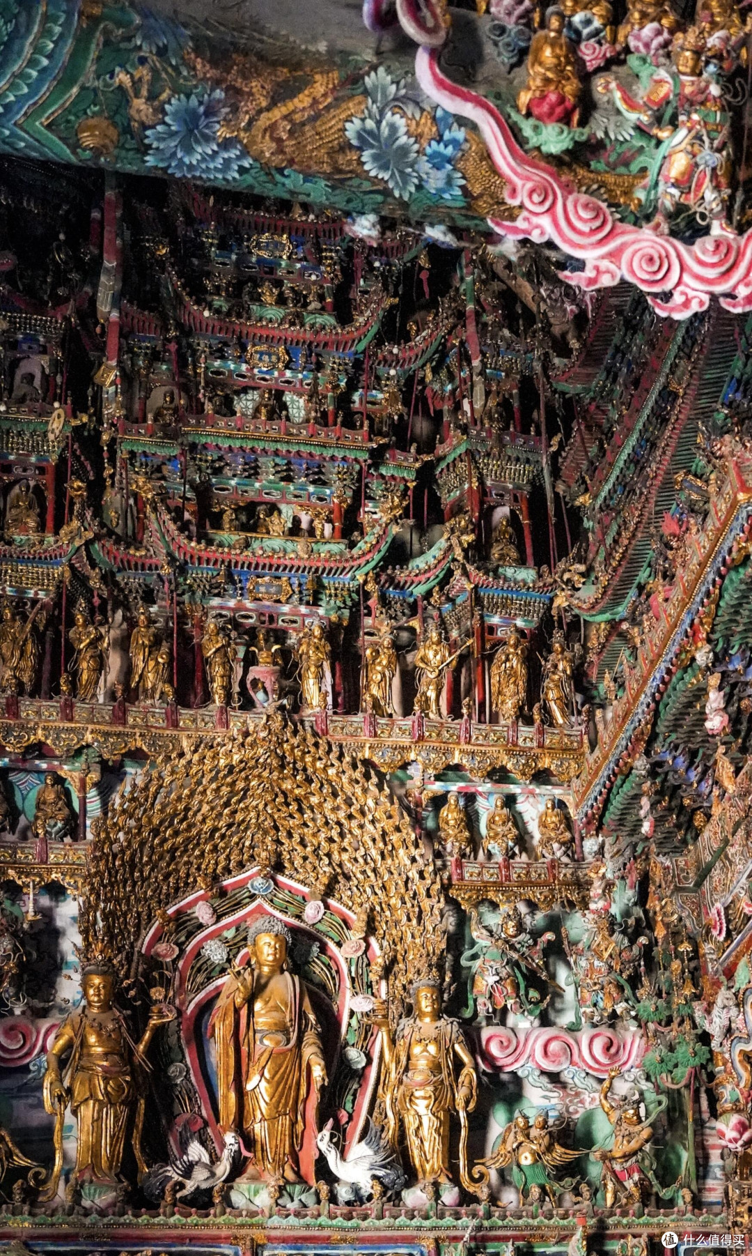 古寺悬塑:现代特效与古代匠心的碰撞